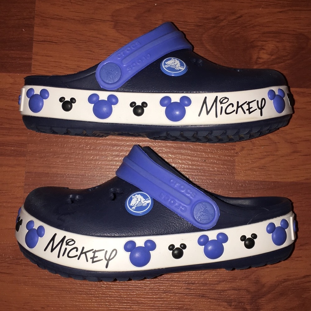 Mickey Crocs